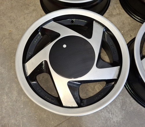 Cerchi lega momo 4x100 - lega,